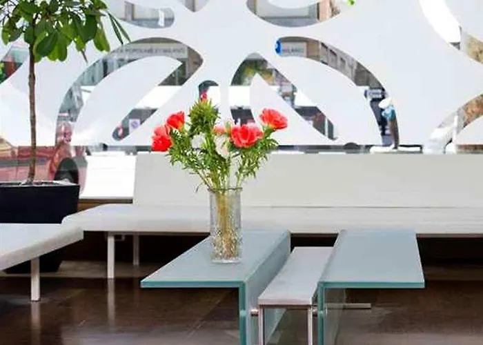 Hotel Hilton Garden Claridge 4*
