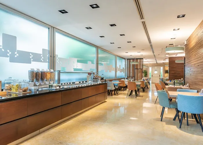Hilton Garden Claridge Hotel Rome