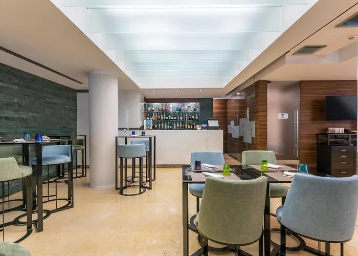 Otel Hilton Garden Claridge 4*