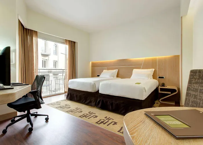 Hotel Hilton Garden Claridge 4*