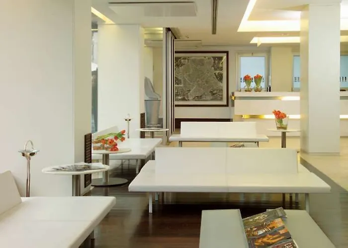 Hilton Garden Claridge Hotel Rome