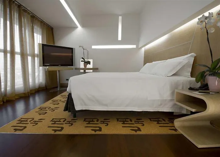 Hilton Garden Claridge 4* Rome